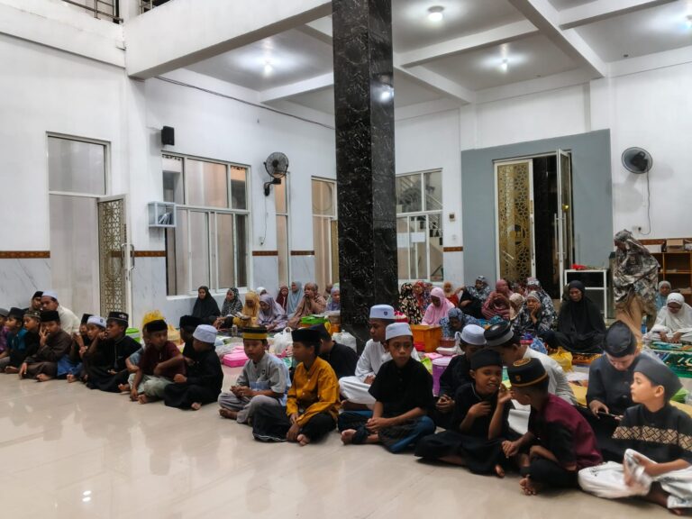 Sambut 1 Muharram 1448 H, Masjid Wakaf Darul Qurro Gelar Zikir dan Pengajian Khidmat