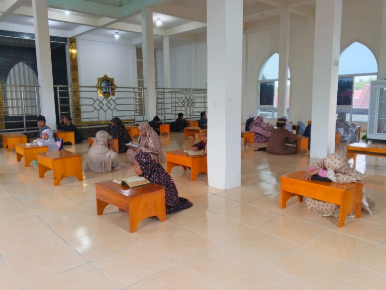 Cetak Generasi Penghafal Al-Qur’an, MDT Darul Qurro Hadirkan Kelas Hafalan