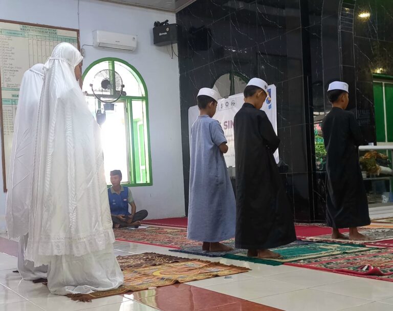 Semarak HUT RI Ke-81: Santri MDT Darul Qurro Tampil Memukau dalam Lomba Keagamaan KKN Kolaboratif