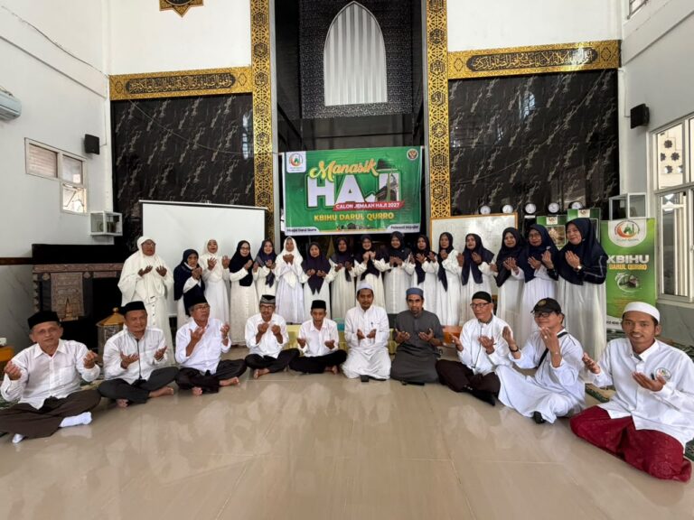 Kupas Tuntas Fikih Rukhsah Perjalanan, Ustaz Rahmat Rahman Bimbing Jemaah Manasik Ke-4 KBIHU Darul Qurra